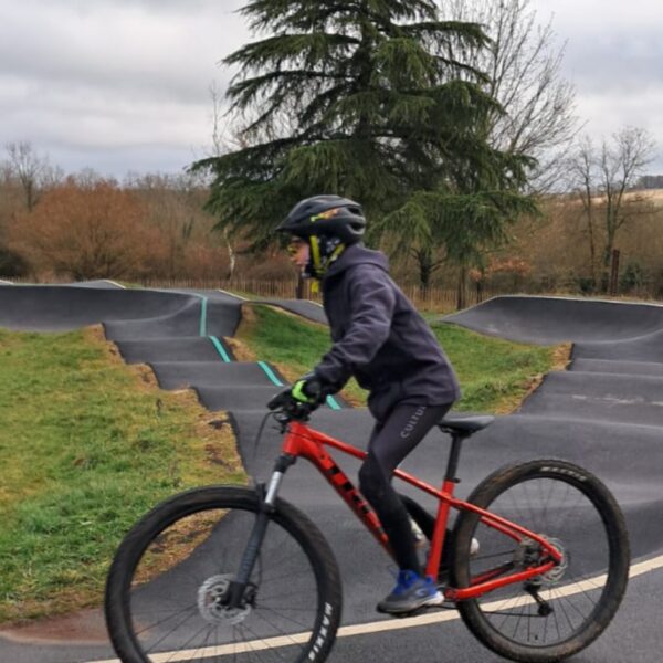 Screenshot_2025-09-03-22-43-12-85_adbcc4bb9c460d910409880e7edd6b8d